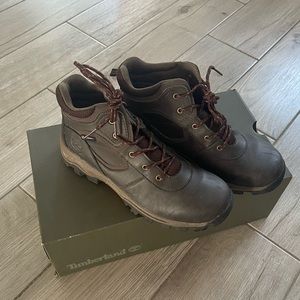 TIMBERLAND YOUTH MT. MADDSEN WATERPROOF HIKING BOOTS sz5